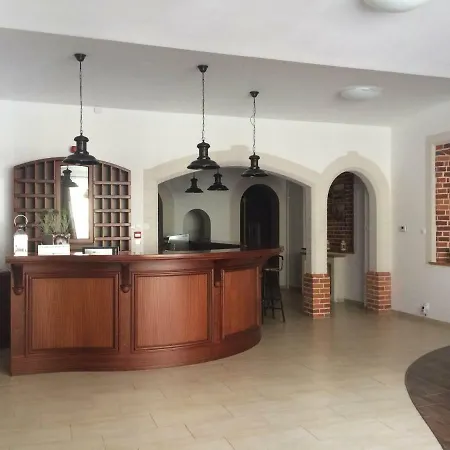 Hostal Rega *